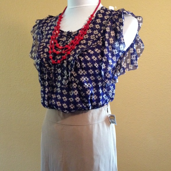 ๐ซSOLD๐ซ ๐HP๐ Libelle Top - Gaucho Star Navy Top - Picture 2 of 4