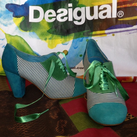 Desigual - green, blue, white!