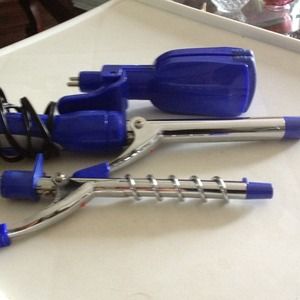 RESERVED FOR BITTROX Curling iron w/3 stylers.