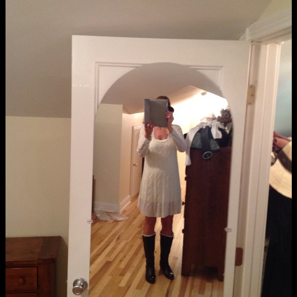 Free People Sweater Dress SZ M Winter White!