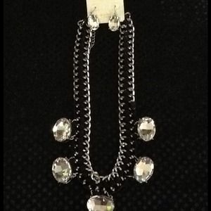 Black/Silver Embellished Necklace/Earring Set