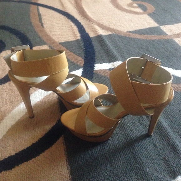 Michael Antonio Shoes - Michael Antonio mustard heels
