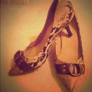 Bundle or Valeerie ! :)