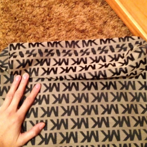 SOLD!!!!!!! - Picture 3 of 4