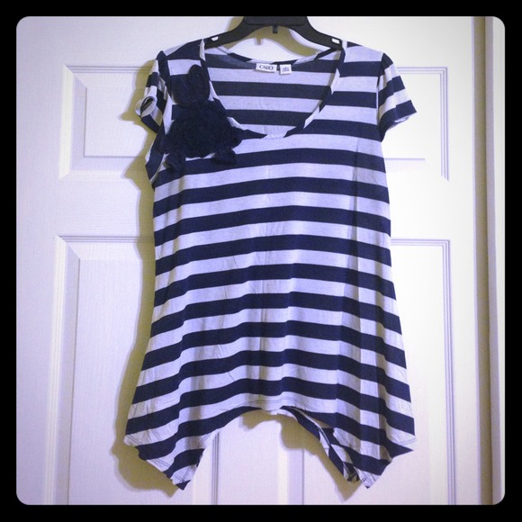 🚫Bundled🚫Blue and White Stripe Tee