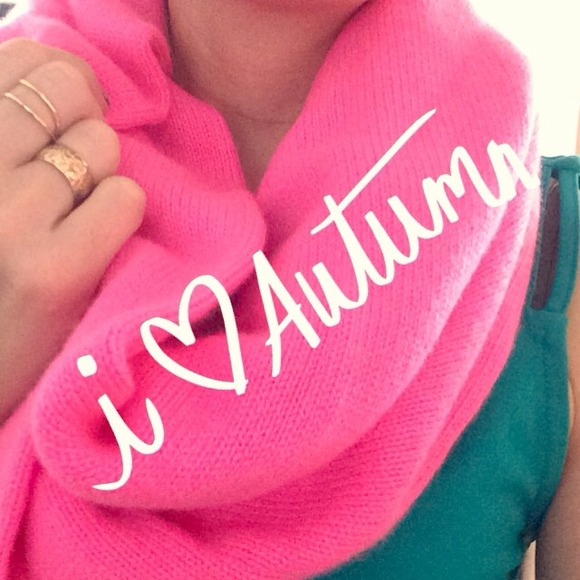Cashmere j.crew scarf. The softest ever!!!