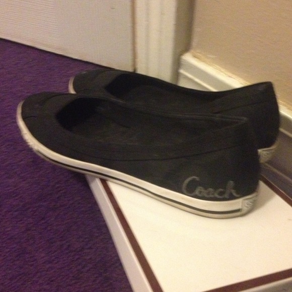 Black  shoes