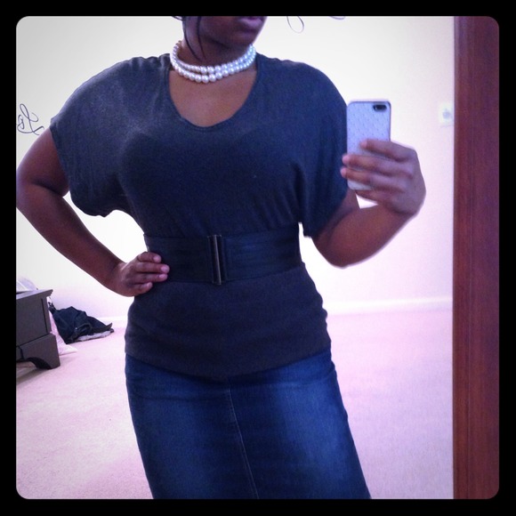 Beautiful Gray V-Neck Top