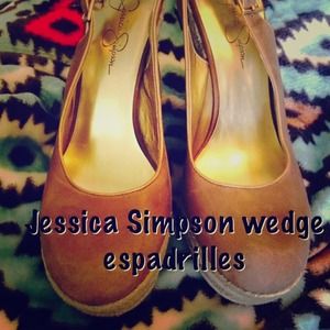 💔hold til 11/8 Jessica Simpson Jada - tan wedge