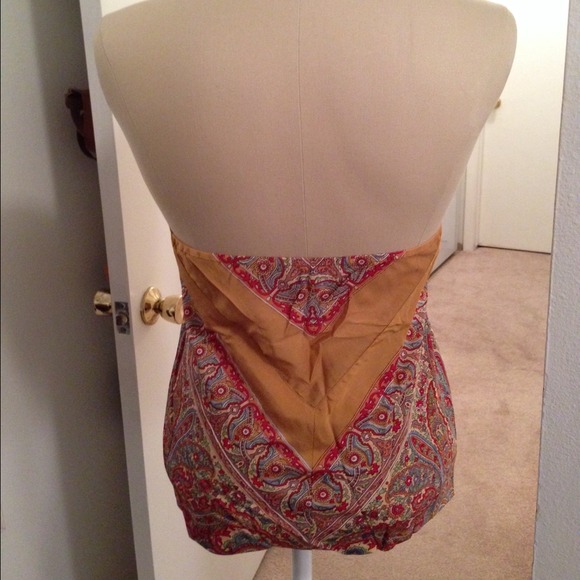 REDUCED PRICE: Unique Silky Halter - Picture 2 of 4