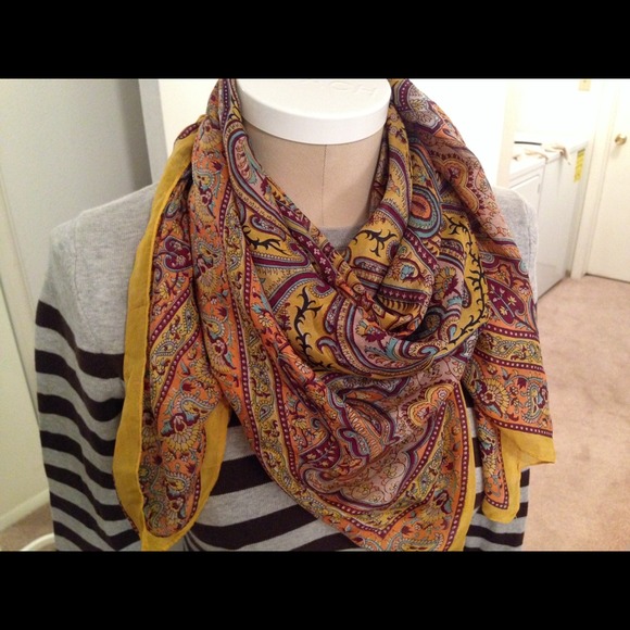 REDUCED PRICE: Gorgeous and Unique Silk Scarf - Picture 3 of 3