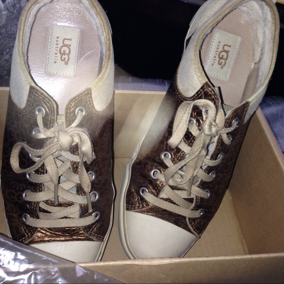 Gold UGG sneakers size 9- great condition!