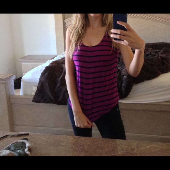 2 tops