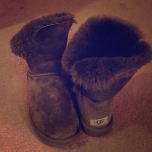 Uggs sz 9