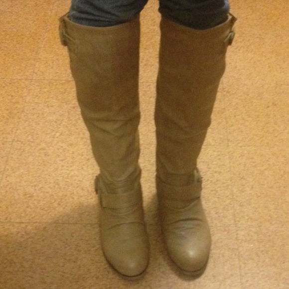 More pics of tan boots