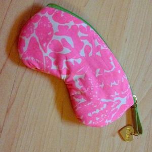 Adorable Lilly pulitzer sunglass case! Brand New💕