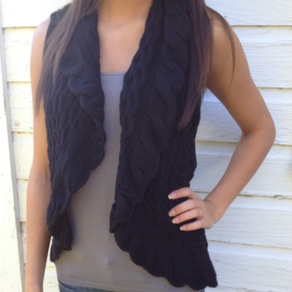 black knit cardi - Picture 3 of 4