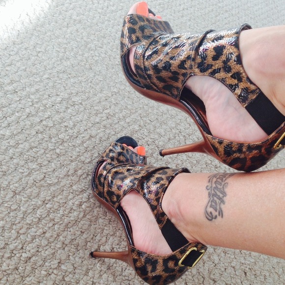 Leopard and gold heel