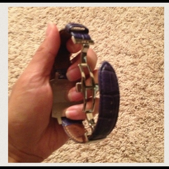 Diamond Unisex Watch (Great Condition)