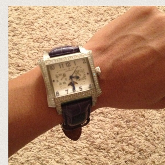 Diamond Unisex Watch (Great Condition) main image 2