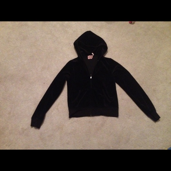 Sold on another site! Black juicy track suit