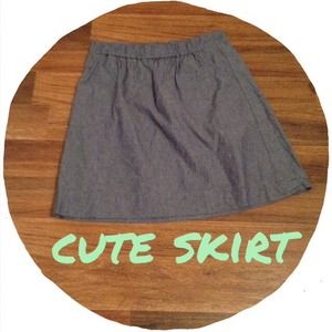 😊SOLD Adorable denim like skirt