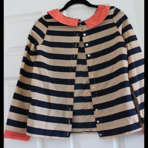 Striped Peter Pan Collar Top - Picture 3 of 3