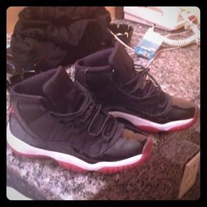 Jordan Bred 11s