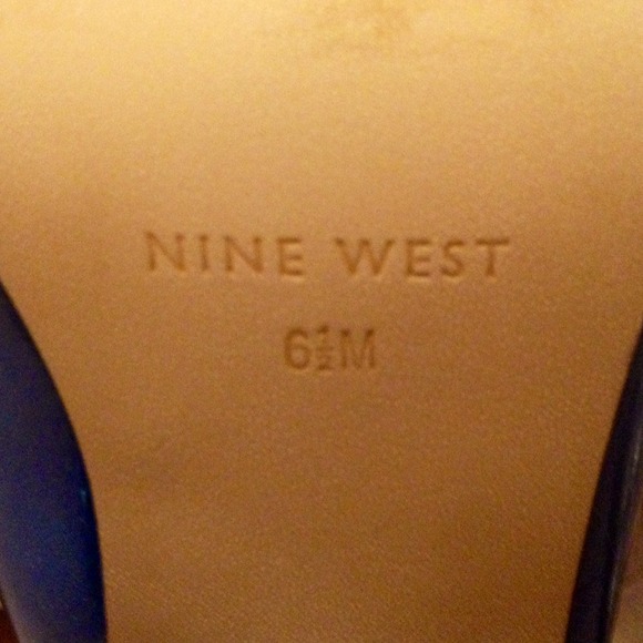 SOLD in bundle✋ Gorgeous Nine West Slingbacks - Picture 2 of 4