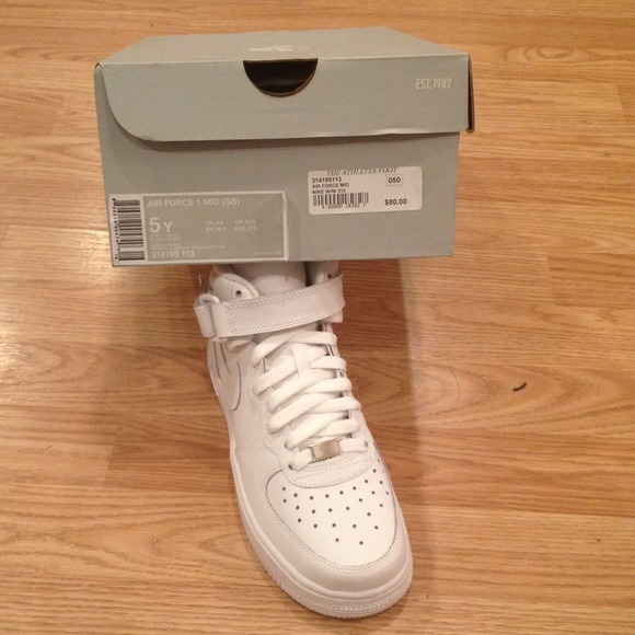 Tennis shoes for kids-RESERVED
