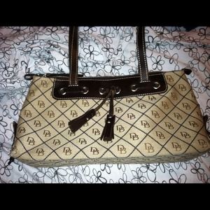Dooney&Bourke
