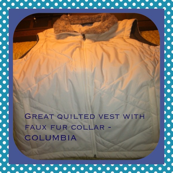 🌺🌺🌺SOLD🌺🌺🌺COLUMBIA White quilted vest⛄⛄⛄⛄