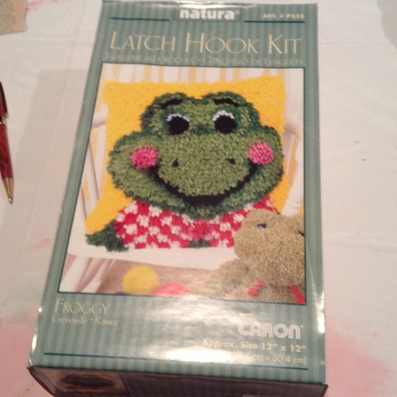 Froggy latch hook kit 12 by 12