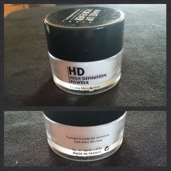 ?? Make Up Forever HD Translucent Setting Powder