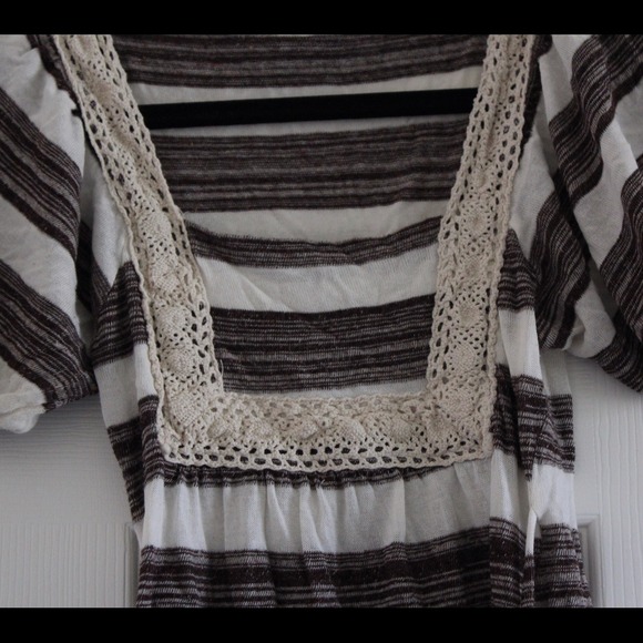 Buckle Daytrip Knit Top - Picture 2 of 2