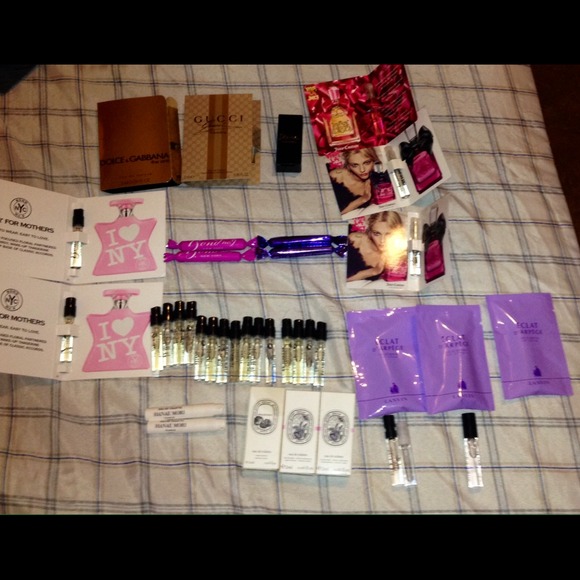 Lot 40 great samples JO MALONE AND BOND#9 & MORE