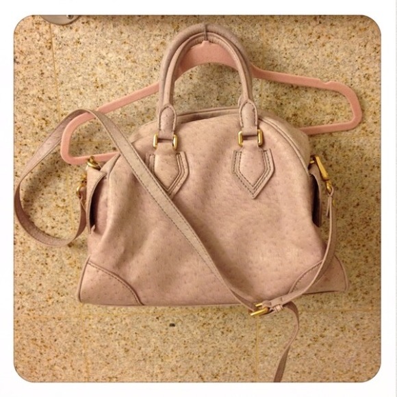 💔Sold💔 💯AUTH Marc by MJ Ozzie-Square satchel