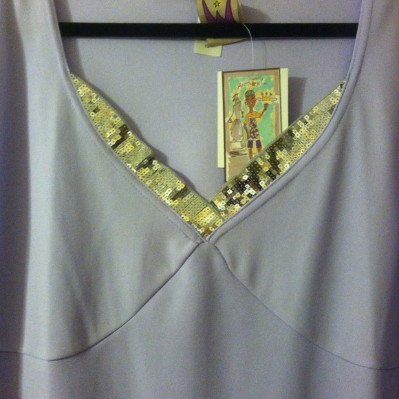 Lavender Blouse. 👍REDUCED👍 - Picture 2 of 3