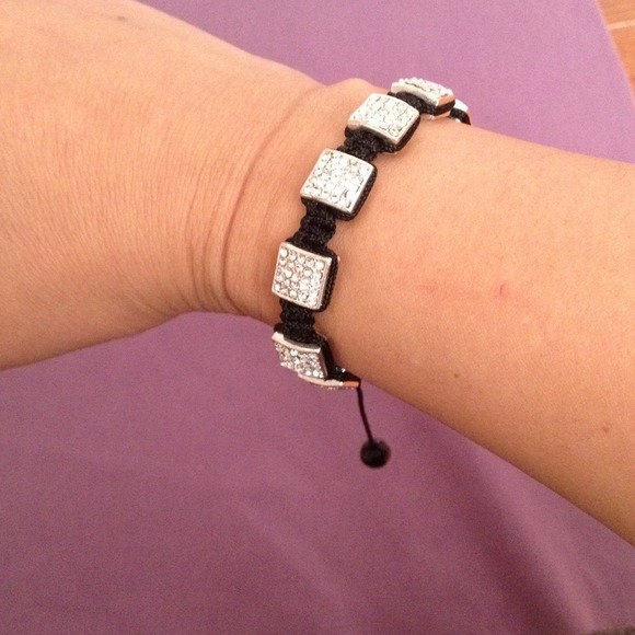 🔥🔥REDUCED🔥🔥Shambala crystal bracelet