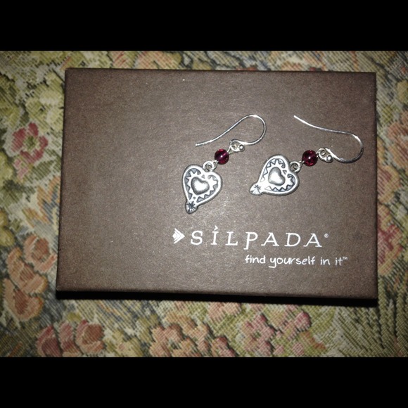 SOLD in bundle FLASH SALE Silpada garnet earrings