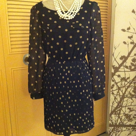 other Dresses & Skirts - Classic polka dot dress
