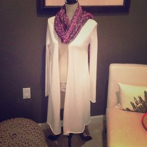 Gap maternity sweater size M