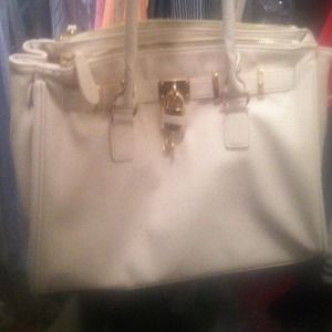 Aldo cream large purse make me an OFFER