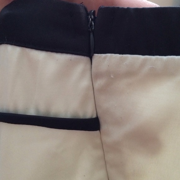 ๐HOST PICK๐Fab'rik Black & White Strapless Dress - Picture 2 of 3