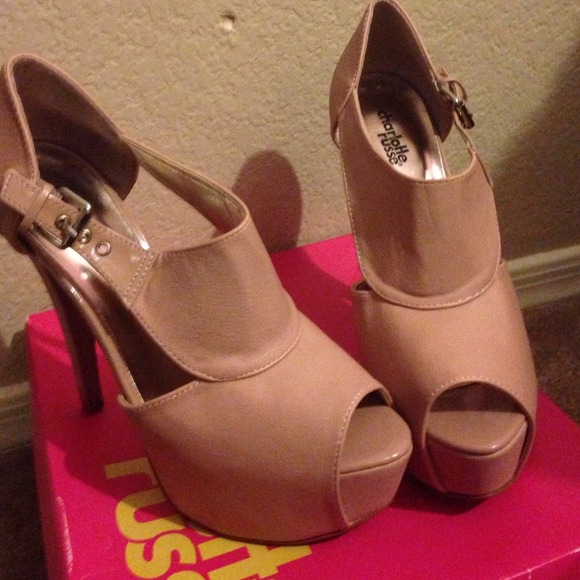 SOLD - Picture 3 of 3