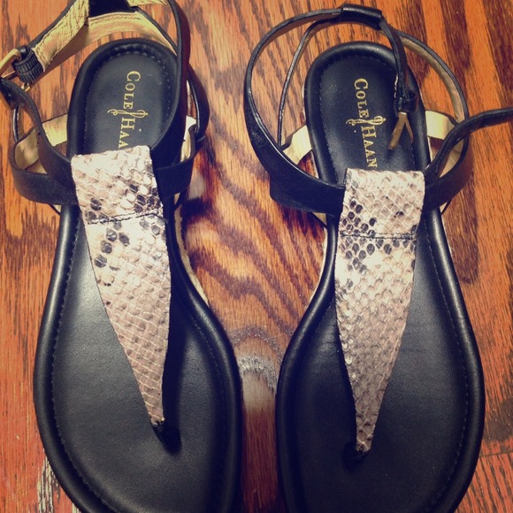 Cole Hann never worn sandals