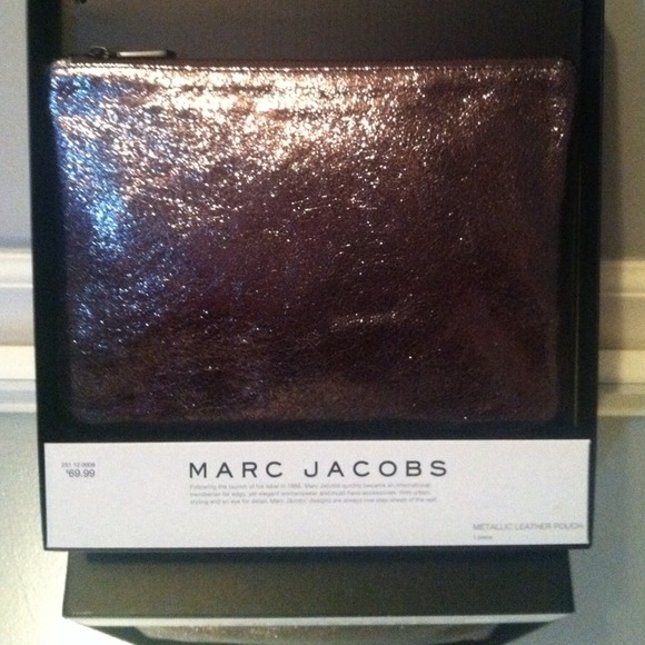 Marc Jacobs clutch