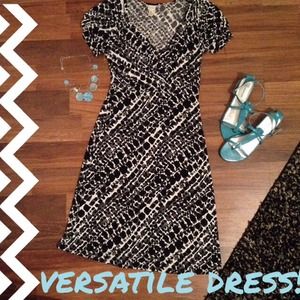 😄SOLD! Adorable printed dress