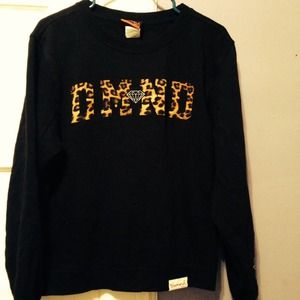Diamond Crew Neck