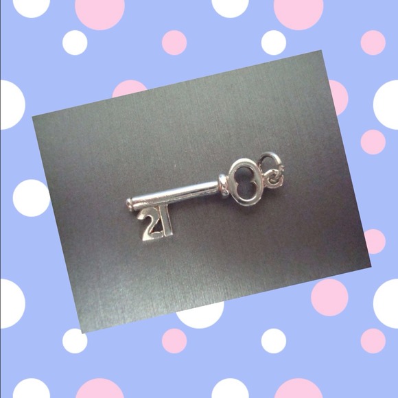 Sterling .925 1" key charm "21" - Picture 2 of 3
